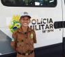 Mais de 100 crianças tiram fotos com as fardas da PM no evento Justiça no Bairro em Cornélio Procópio (PR)