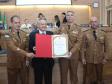 Curitiba, 19 de junho de 2019. Alto Comando da PMPR recebe homenagem na Camera municipal de Curitiba. Foto: da esq. para dir. Cel Moraes, Presidente da Camera Municipal Sabino Picolo, Cel Pericles e Ten-Cel Hudson.