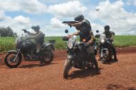 Polícia Militar faz bloqueios e operações na fronteira para evitar a entrada de foragidos do Paraguai