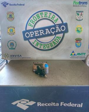 BPFron apreende arma de brinquedo durante a Operação Hórus Sul em Foz do Iguaçu (PR)