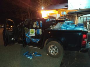Veículo carregado com cigarros contrabandeados é apreendido pelo BPFron em Santo Antônio do Sudoeste (PR)