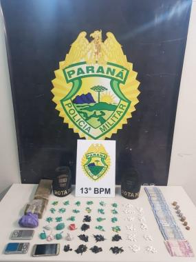 Mais de 300 porções de drogas são apreendidas pela PM no Xaxim, na Capital