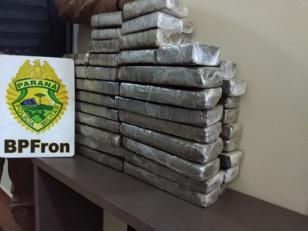 BPFron apreende 33 quilos de maconha em ônibus de viagem em Palotina (PR)