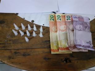 PM prende homem e apreende drogas e dinheiro no Litoral do estado