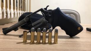  Durante final de semana, PM apreende duas armas de fogo em Campo Mourão (PR)
