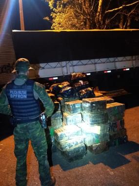 Batalhão de Fronteira apreende quase 2 toneladas de maconha em Cascavel