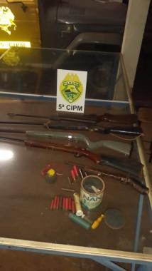 PM prende homem e apreende cinco armas de fogo em Jussara, no Noroeste do estado