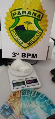  Em Coronel Vivida, PM apreende carro e cocaína com motorista 