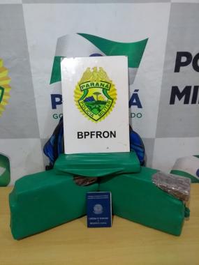 Homem que seguia para Campinas (SP) com 10 quilos de maconha é preso pelo BPFron em Cascavel (PR)