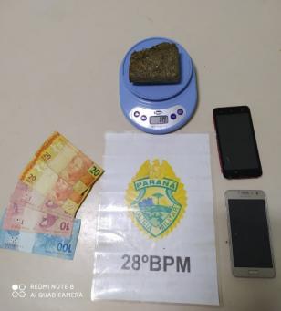 PM prende trio e apreende maconha durante patrulhamento de rotina em Rio Negro (PR)
