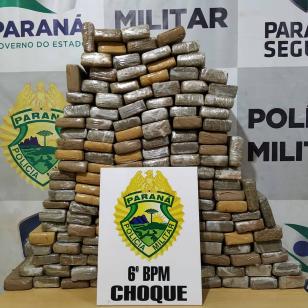 No Oeste do estado, PM prende dois homens e apreende quase 90 quilos de maconha