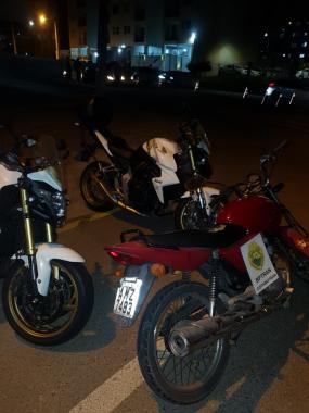 BPTran recupera moto roubada durante blitz de trânsito em Curitiba