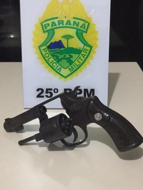 PM apreende armas de grosso calibre em Santo Antônio da Platina