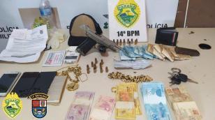 Fuga de autores de roubo é frustrada pela PM e objetos são recuperados em Foz do Iguaçu, no Oeste do estado