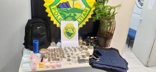 ROCAM prende dois homens e apreende colete balístico, 430 gramas de maconha e drogas sintéticas em Curitiba
