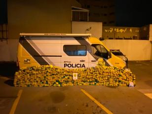 Abordagem de trânsito leva policiais militares a encontrar mais de 750 quilos de maconha em São José dos Pinhais, na RMC