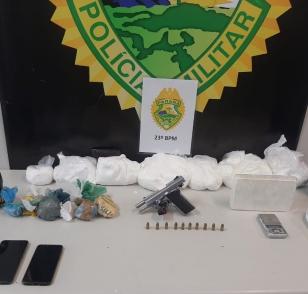 Motociclista e fornecedor são encaminhados pela PM por tráfico e distribuição de drogas em Curitiba