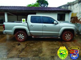 PM recupera carro roubado após rastreador indicar o local em Mariluz, no Noroeste do estado