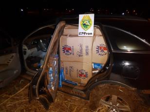 BPFron apreende carro carregado com dois mil pacotes de cigarros contrabandeados no Noroeste do estado