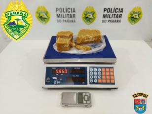 Cão de faro da PM auxilia na apreensão de quase um quilo de crack e pai e filho são encaminhados em Maringá