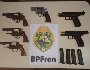 BPFRON prende homem e apreendem seis armas de fogo e carregadores no Oeste do estado