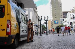 BEBÊ DE APENAS 5 DIAS DE VIDA É SALVA POR POLICIAIS MILITARES APÓS SE ENGASGAR COM LEITE MATERNO, EM SÃO JOSÉ DOS PINHAIS.