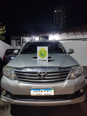Em Cianorte, PMPR recupera caminhonete furtada em São Paulo. 