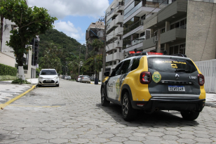 PMPR cumpre mandado de prisão em Matinhos