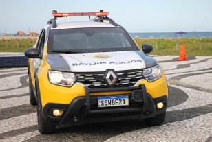 Patrulha Maria da Penha prende homem por violência doméstica em Matinhos