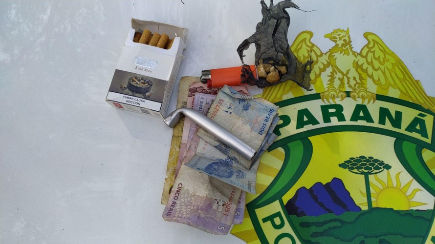 Blitz da PM de Londrina (PR) resulta em carro com drogas apreendido e um mandado de prisão cumprido