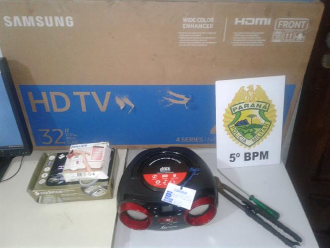 População denuncia furto e autores são presos momentos depois pela PM em Londrina (PR)