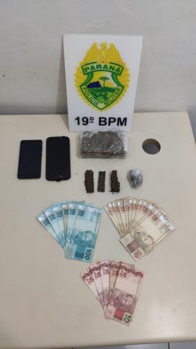 Dois homens foram presos pela PM por porte ilegal de arma de fogo em Terra Roxa, no Oeste do estado