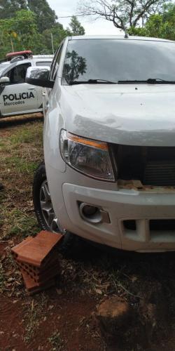 PM apreende veículo furtado em Mercedes (PR), no Oeste do Estado