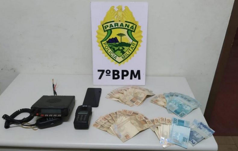 Policiais militares apreendem dois veículos que seriam utilizados para contrabando em Tuneiras do Oeste (PR)