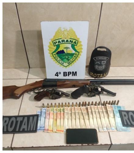 Armas e munições são apreendidas pela PM em casa na cidade de Maringá (PR), no Noroeste do estado