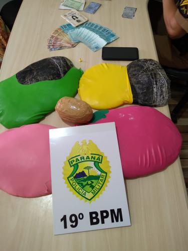 PM de Assis Chateaubriand (PR), prende mulher que transportava mais de 8 kg de maconha colados no corpo