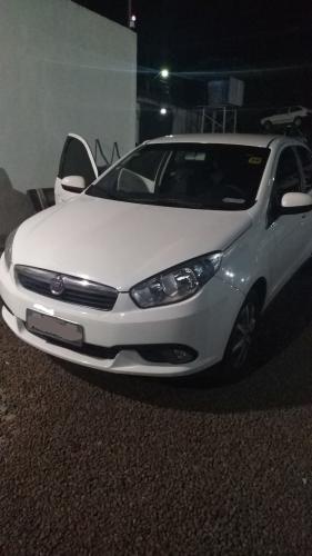 PM prende homens suspeitos de furto de veículo, em Ibiporã, no Noroeste do Estado