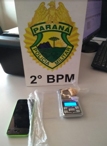 PM encaminha adolescente por tráfico de drogas em Cambará (PR)