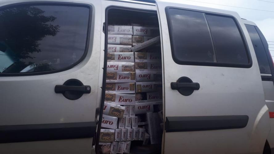 Aproximadamente 20 mil maços de cigarro contrabandeado são apreendidos em Engenheiro Beltrão, no Noroeste do Paraná