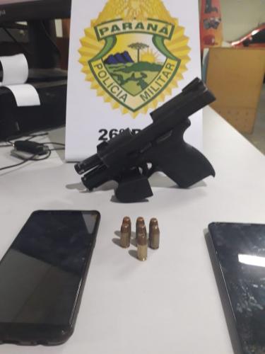 PM prende três homens e apreendem arma de fogo durante abordagem nos Campos gerais