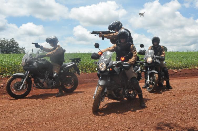 Polícia Militar faz bloqueios e operações na fronteira para evitar a entrada de foragidos do Paraguai