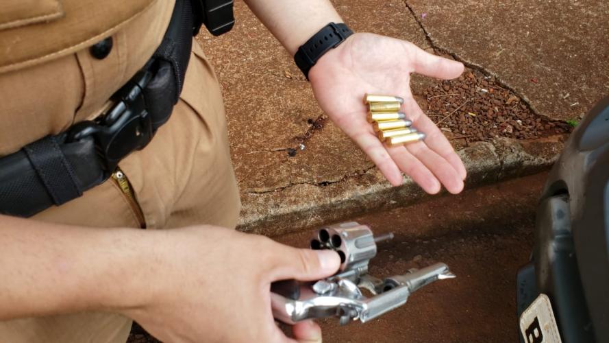 Em situações separadas, PM de Campo Mourão (PR) apreende duas armas de fogo durante fim de semana
