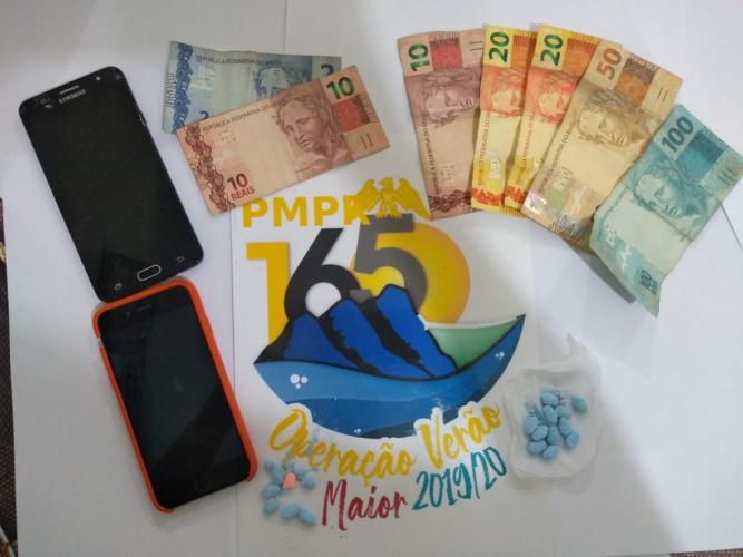 PM encaminha trio e apreende comprimidos de ecstasy em Pontal do Paraná (PR)