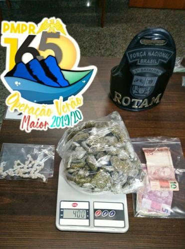 Em Matinhos, no Litoral do estado, PM prende homem  e apreende quase 200 porções de drogas