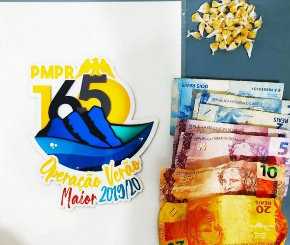 Por envolvimento com tráfico de drogas, rapaz acaba preso em Guaratuba, no litoral do Paraná