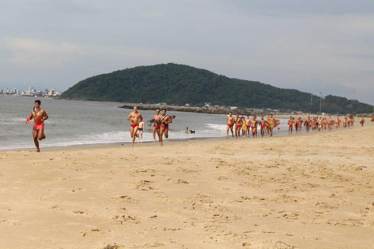 PAUTA DIA 19/02 – 8h – Corpo de Bombeiros promove 26ª edição do Troféu Elite em Matinhos