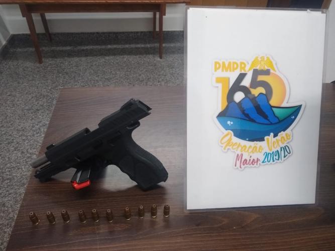 PM prende homem e apreende arma de fogo no Litoral do estado