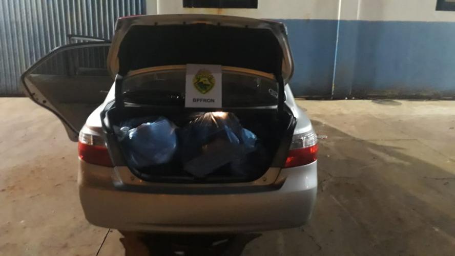 BPFron apreende produtos contrabandeados do Paraguai (PY) e encaminha veículo em Foz do Iguaçu (PR)