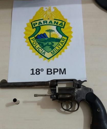 Arma de fogo é apreendida e um rapaz acaba preso em Cornélio Procópio (PR)