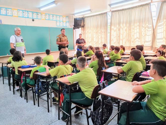 Operação volta às aulas